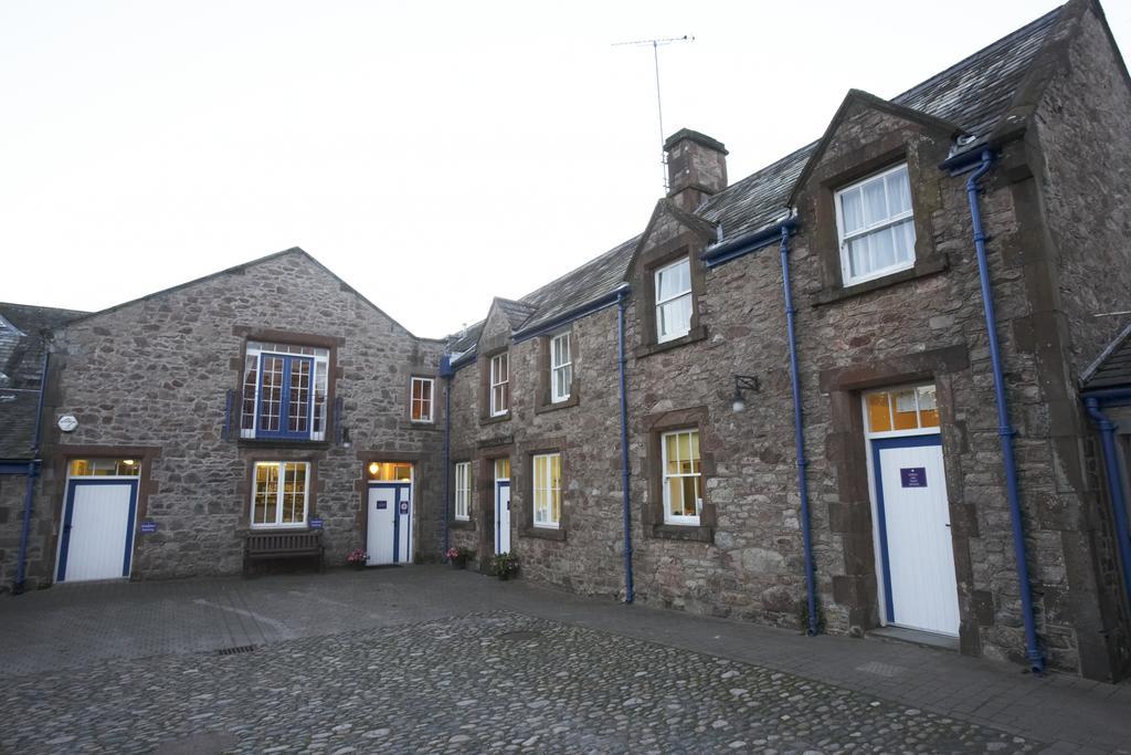 Muncaster Castle Coachman'S Quarters Bed and Breakfast Ravenglass Eksteriør billede